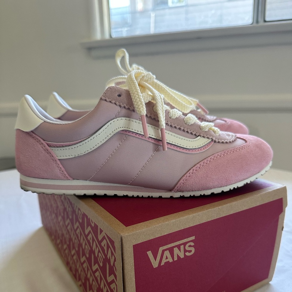 Vans Women's Pink Super Lowpro Sneaker